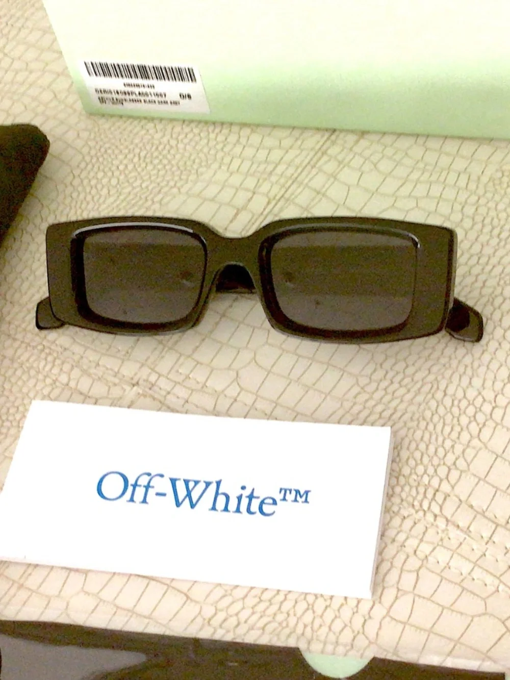 Brand New Rare OFF-WHITE Arthur Rectangle Sunglasses  Black/Dark Grey (OER1016)